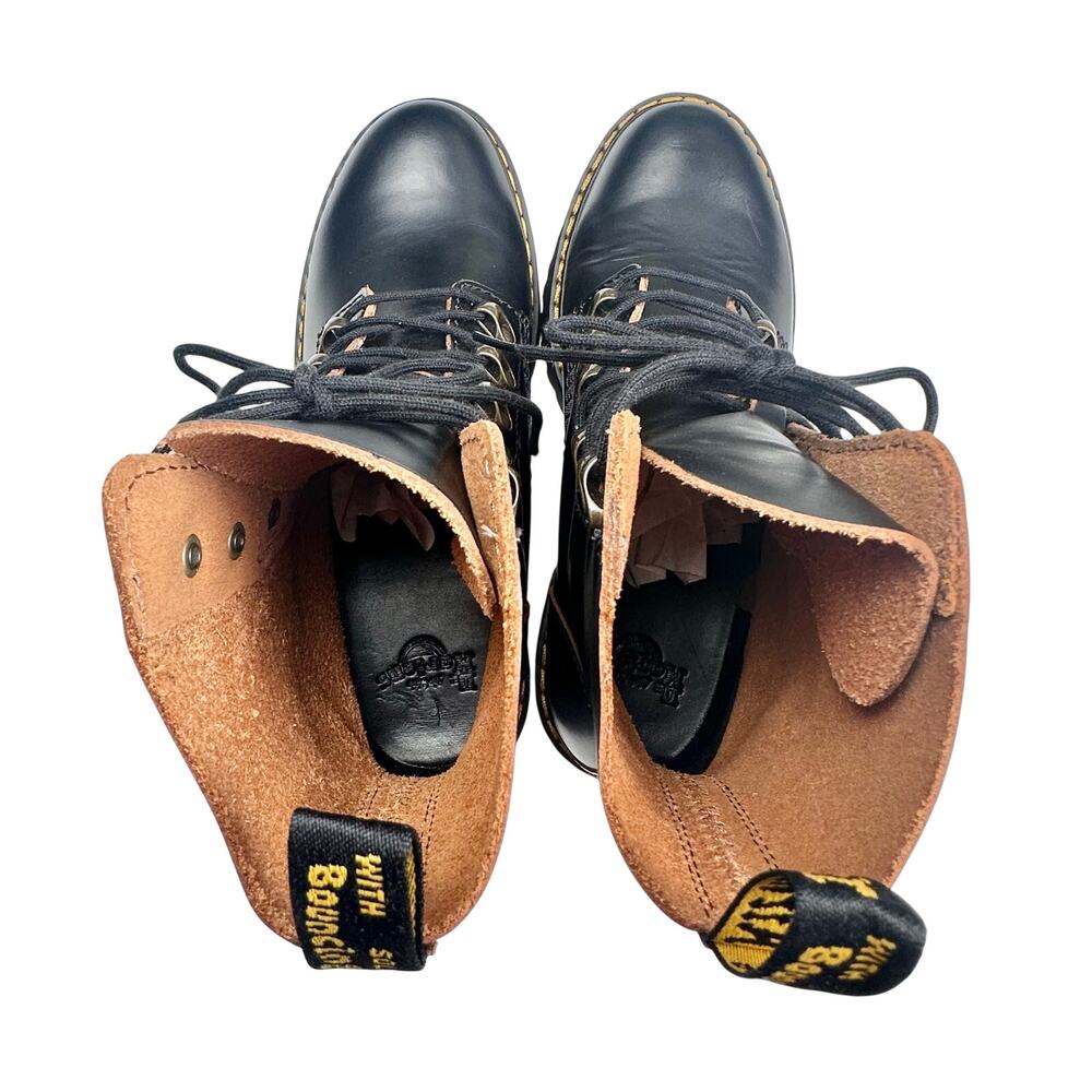 Dr. Martens | Women | Leona Black Vintage Smooth Leather Heeled Boots | Sz 6 - Picture 5 of 16